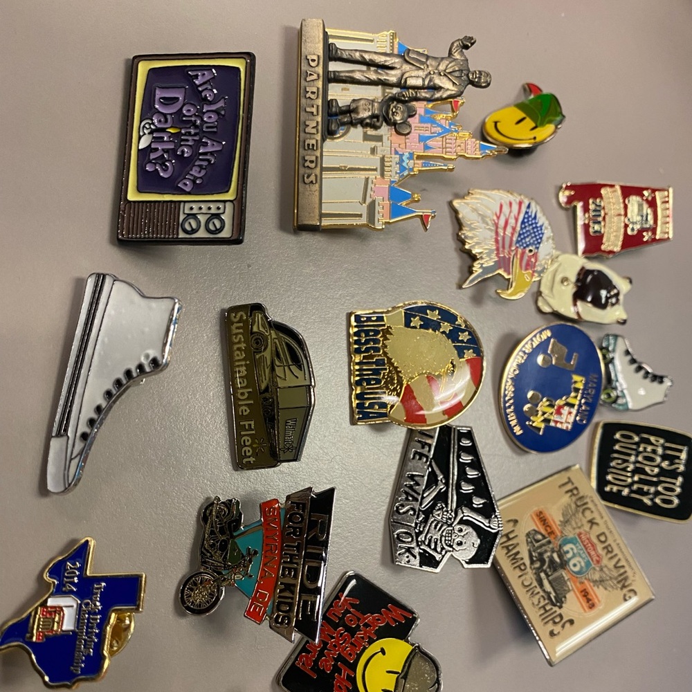Multiple pins can be placed on jackets, handbags, totes, display boards